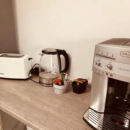 Schoen Wohnen ! Netflix Nespresso Kueche Parkplatz Garten Duisburg Exterior photo